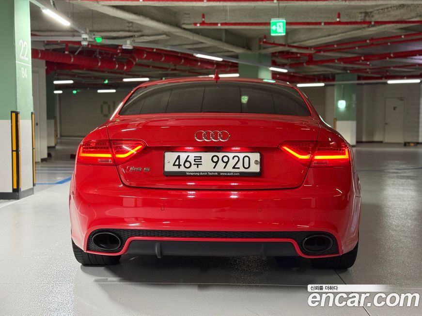 Audi RS5 2013