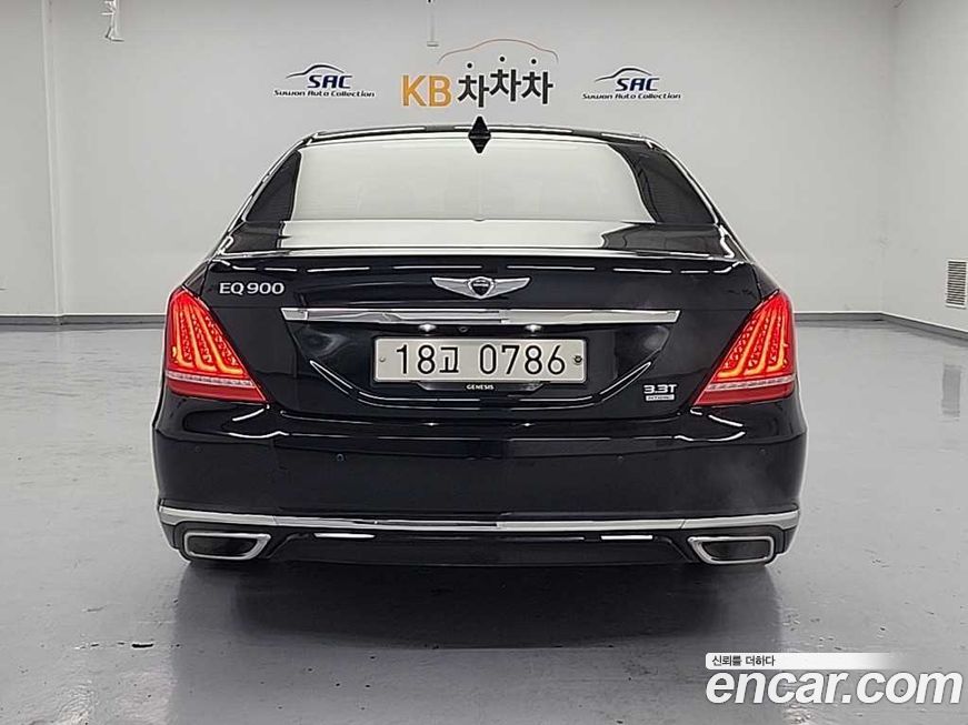 Genesis EQ900 2016