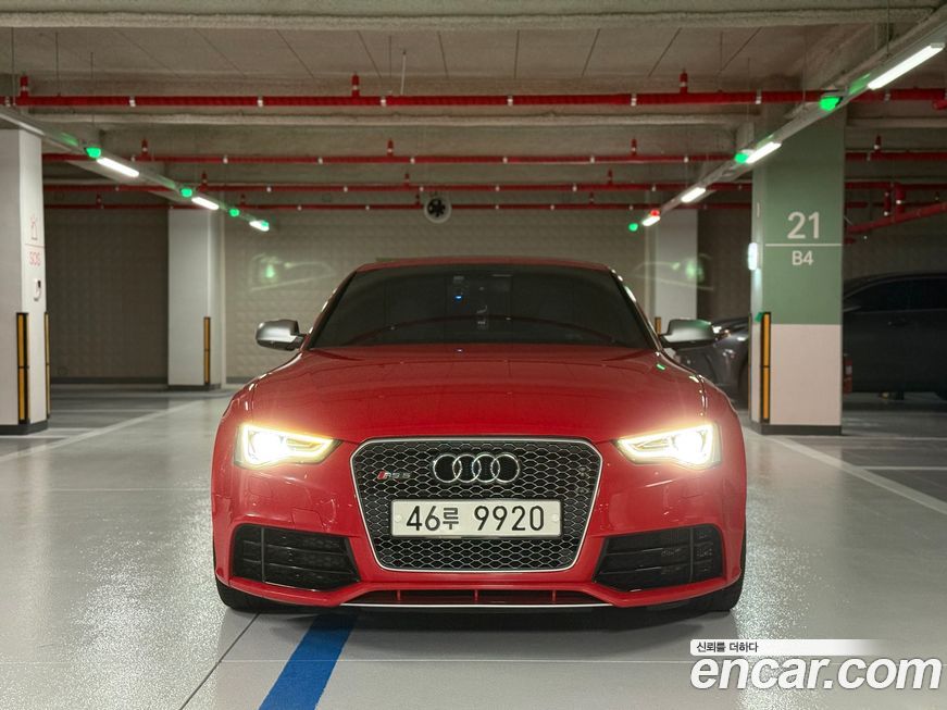 Audi RS5 2013