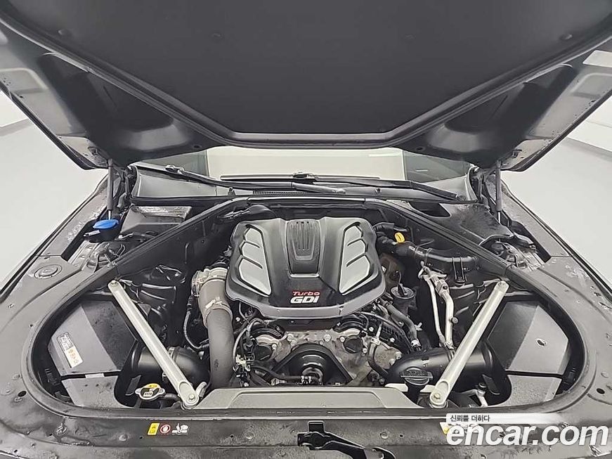 Genesis EQ900 2016