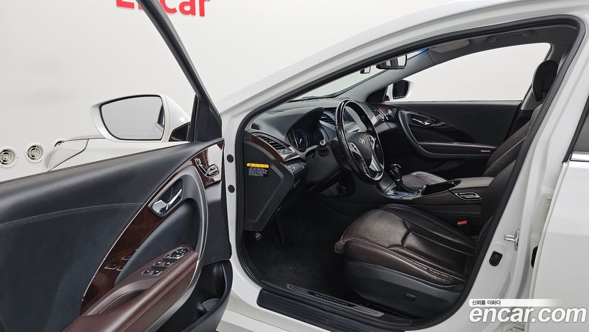 Hyundai Grandeur 2015