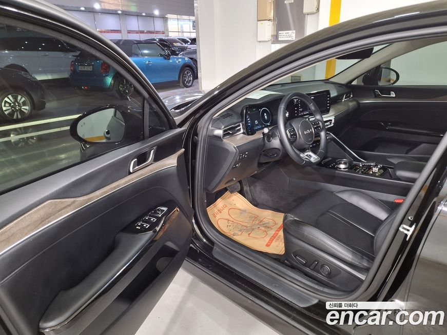 Kia K5 2023