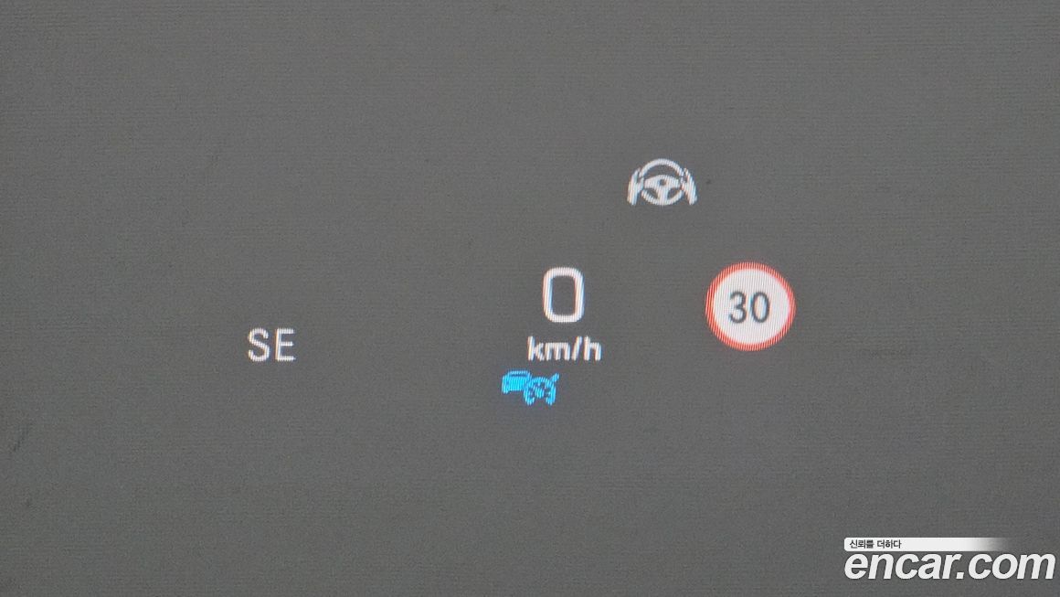 Mercedes-Benz GLC-Class 2023