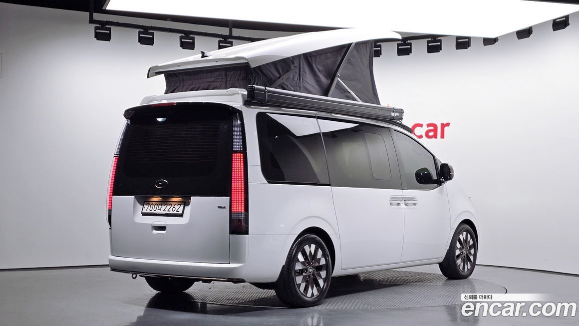 Hyundai Staria 2023