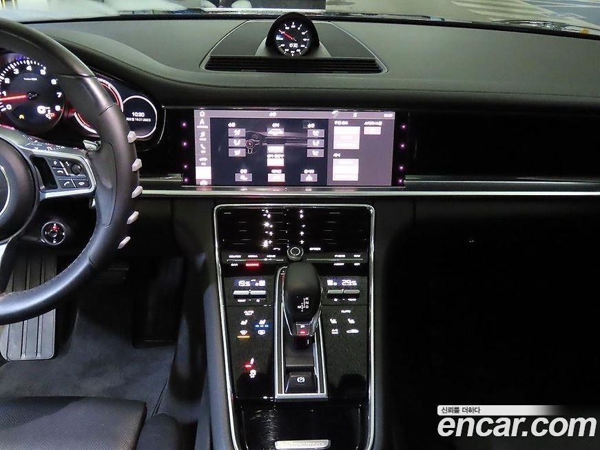 Porsche Panamera 2019