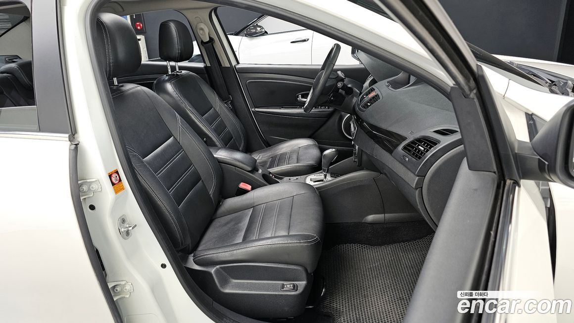 Renault-KoreaSamsung SM3 2014