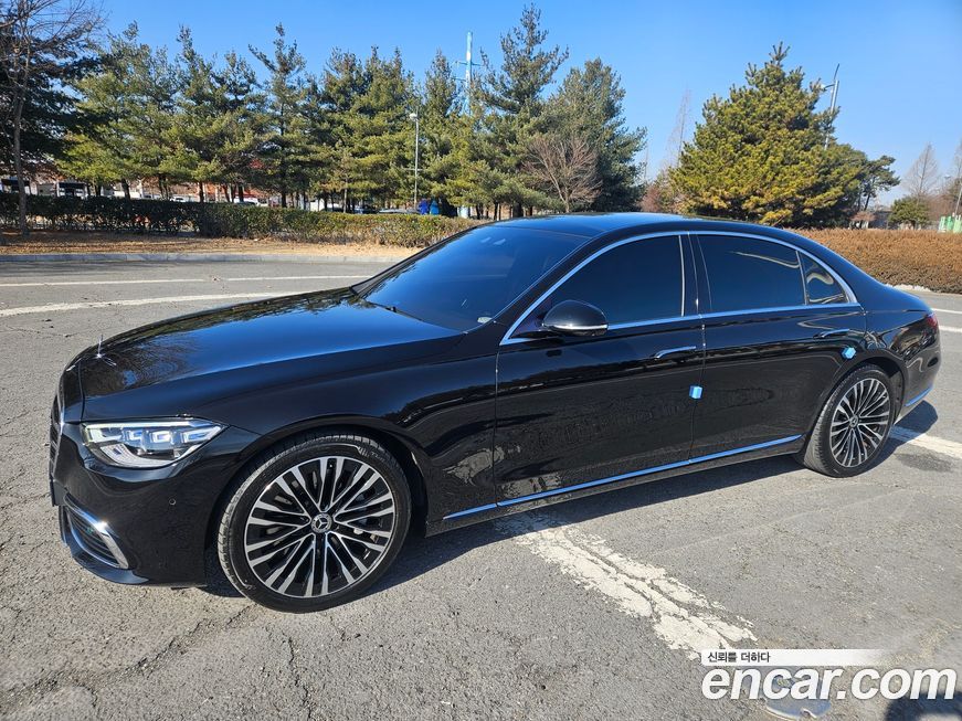 Mercedes-Benz S-Class 2022