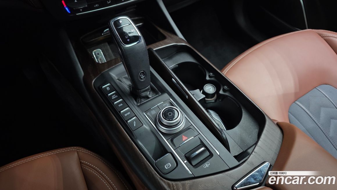 Maserati Levante 2020