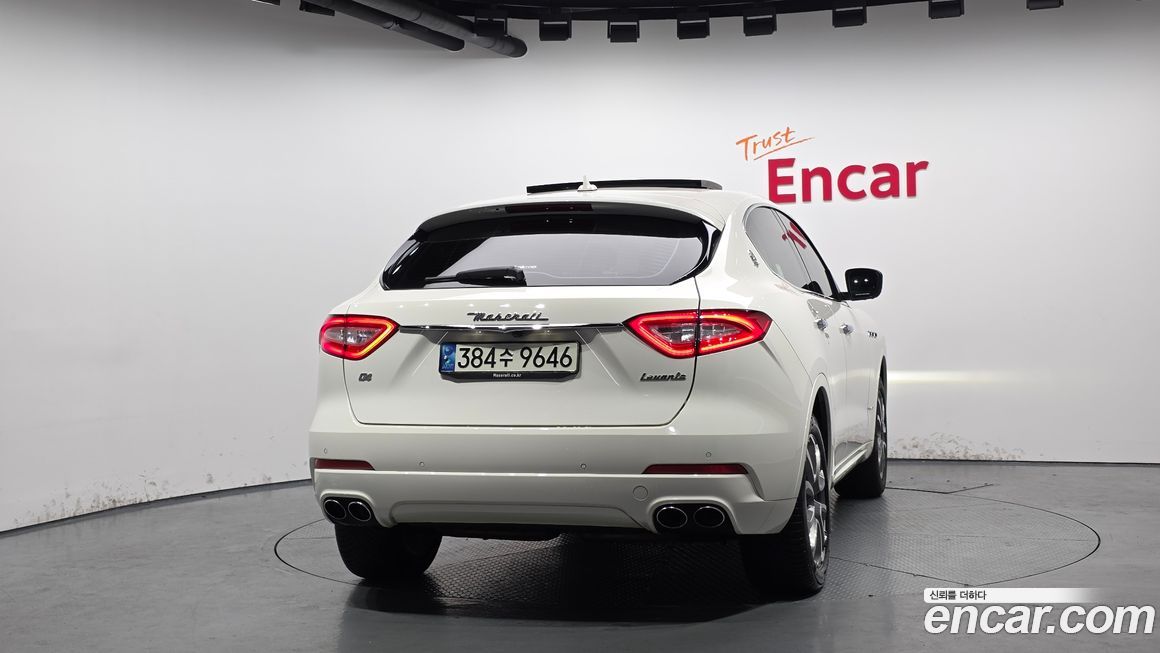 Maserati Levante 2020