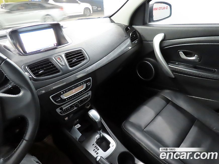 Renault-KoreaSamsung SM3 2012