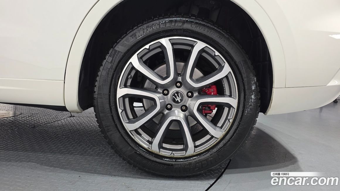 Maserati Levante 2020