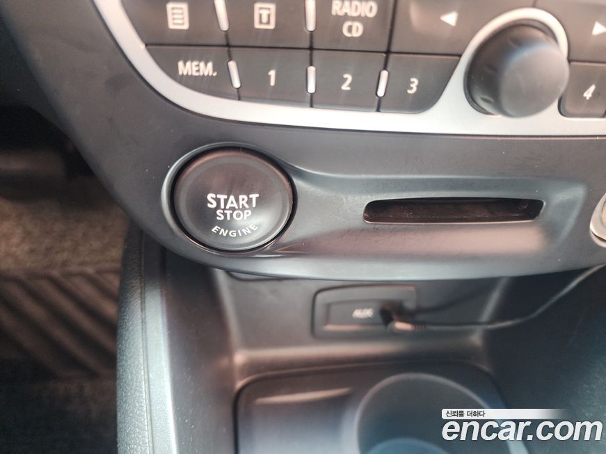 Renault-KoreaSamsung SM3 2011