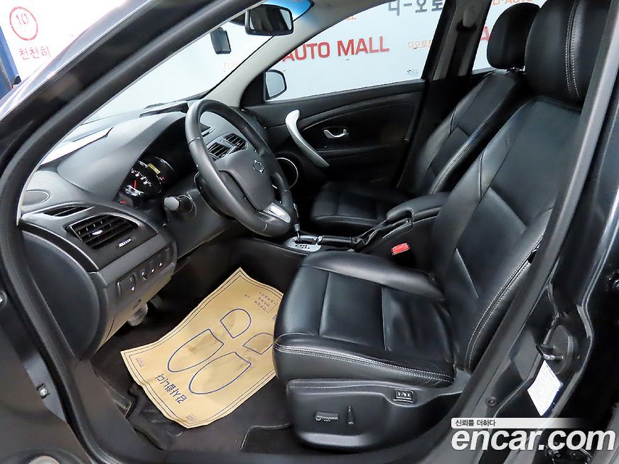 Renault-KoreaSamsung SM3 2012