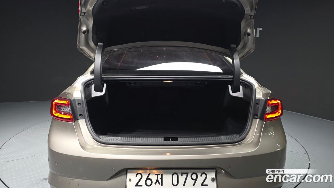 Renault-KoreaSamsung SM6 2016