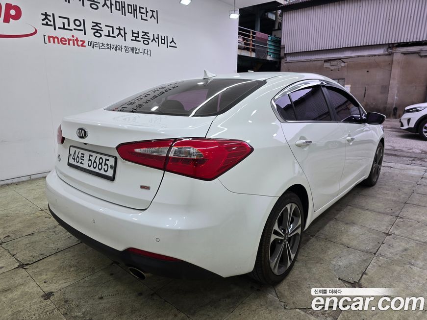 Kia K3 2013