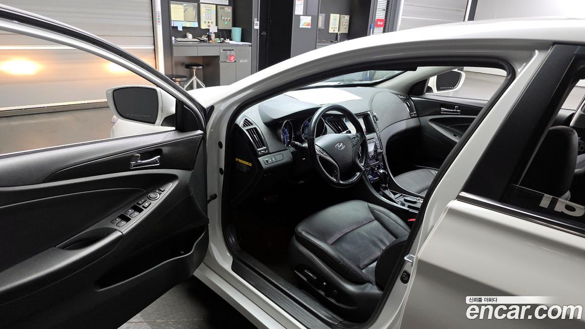 Hyundai Sonata 2013