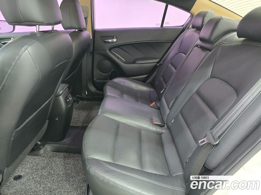 Kia K3 2013