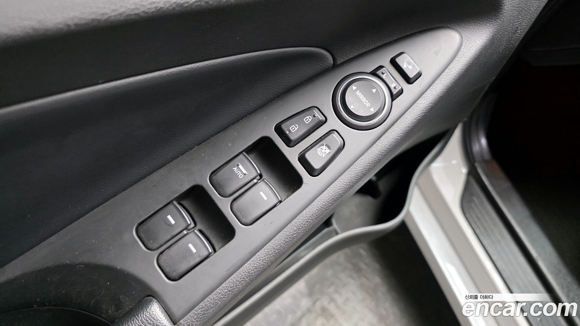 Hyundai Sonata 2013