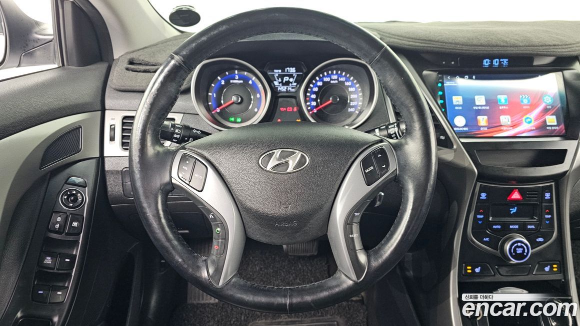Hyundai AVANTE 2016