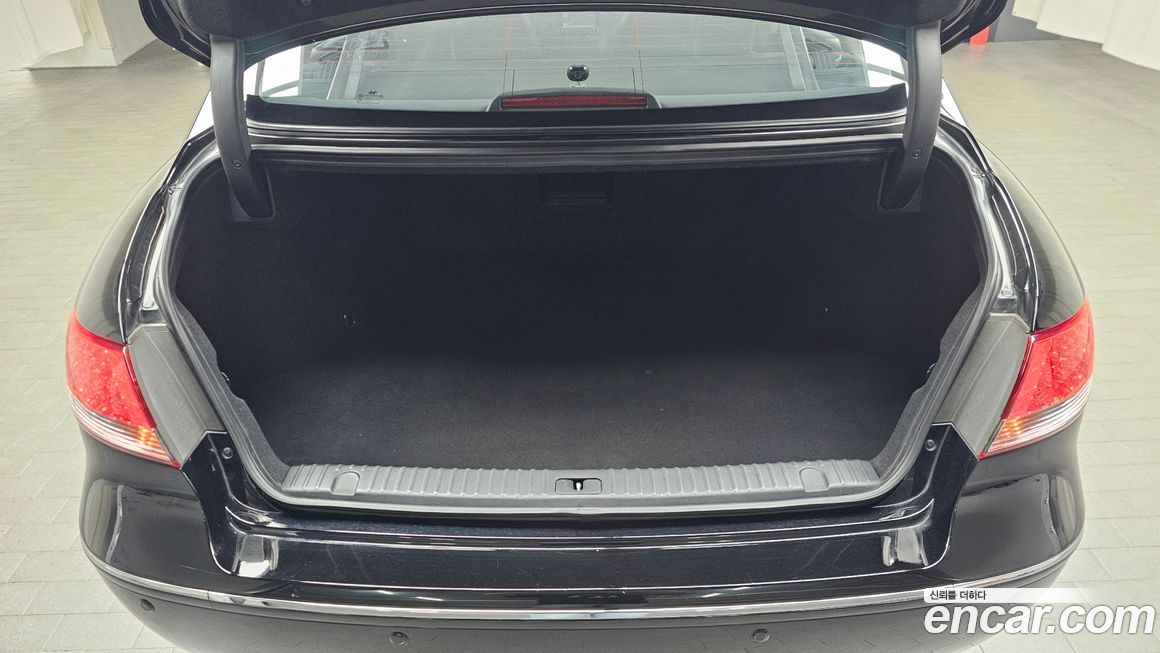 Hyundai Grandeur 2010