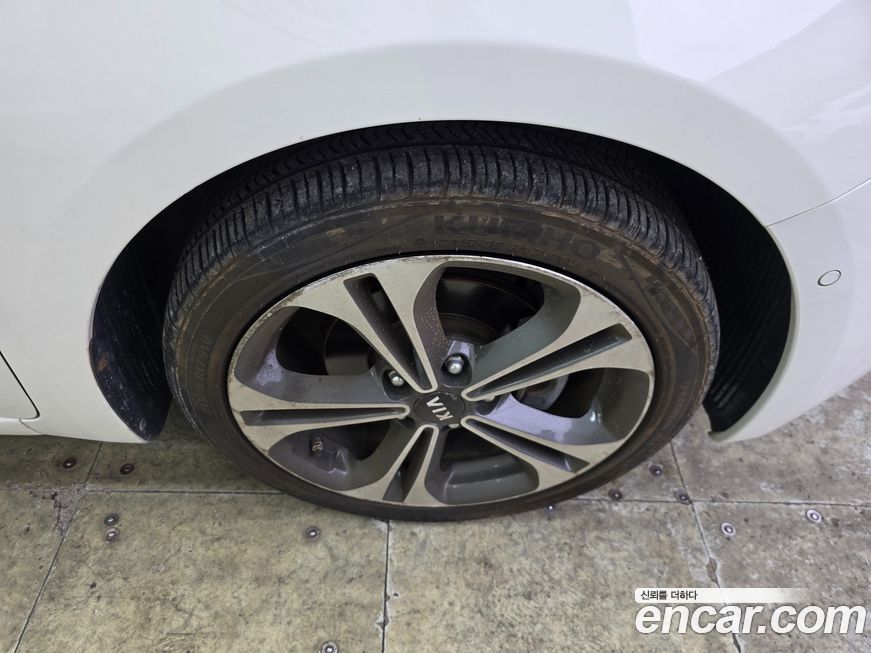 Kia K3 2013