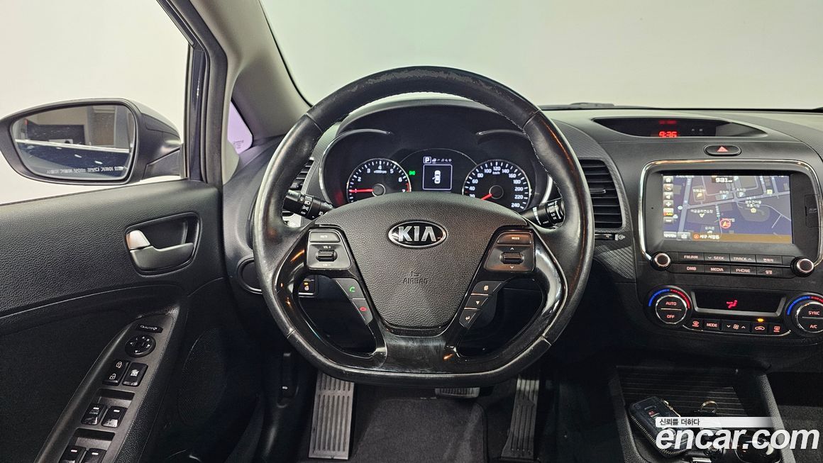 Kia K3 2016