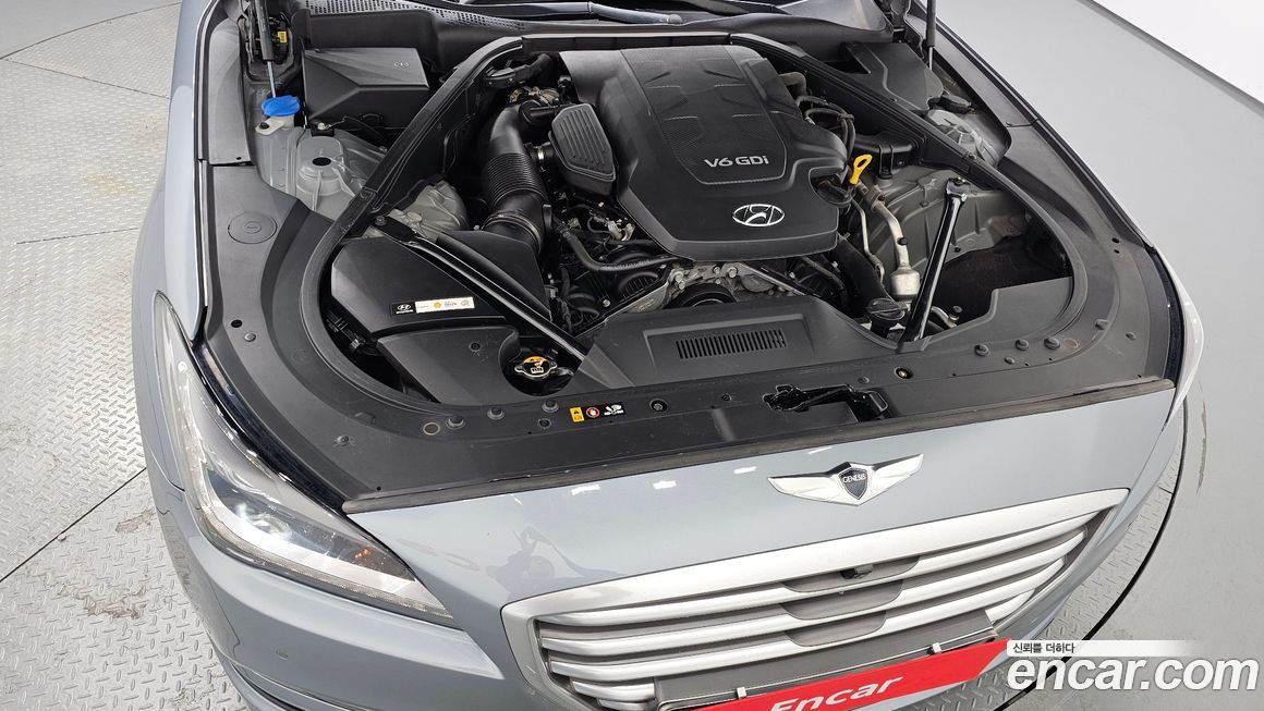 Hyundai Genesis 2015