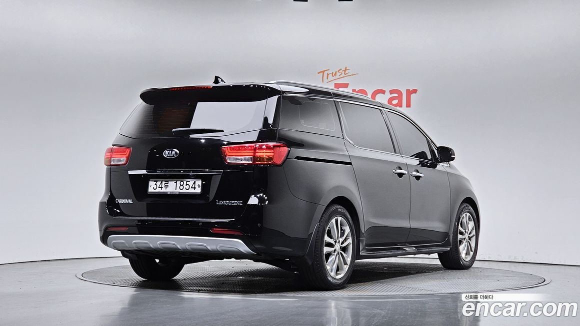 Kia Canival 2018