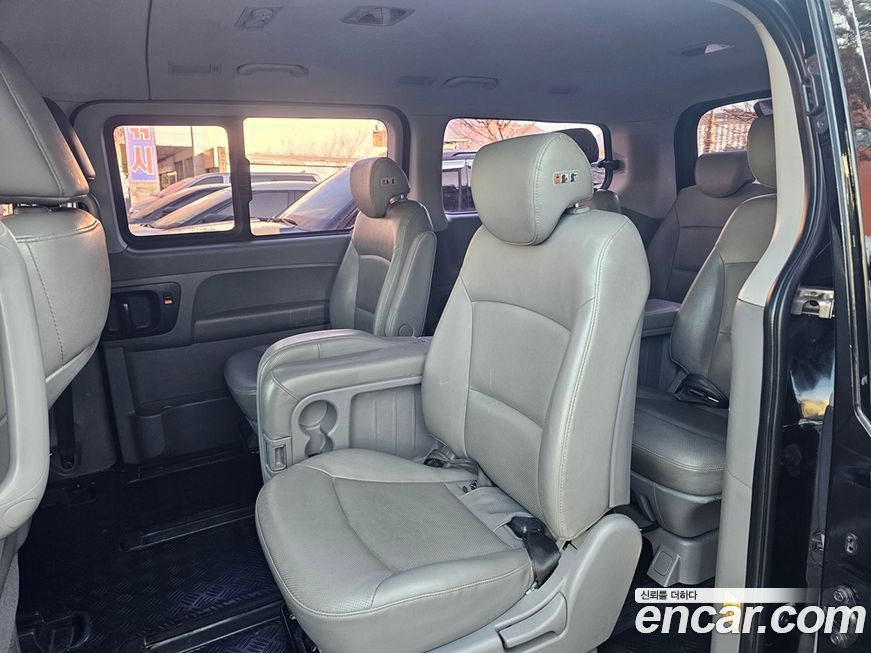 Hyundai Starex 2017