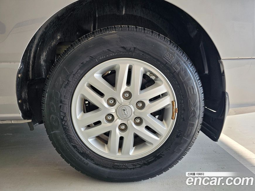 Hyundai Starex 2018