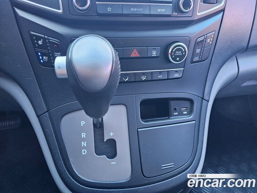 Hyundai Starex 2019