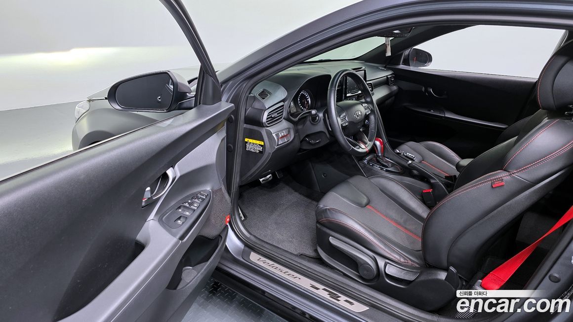 Hyundai Veloster 2019