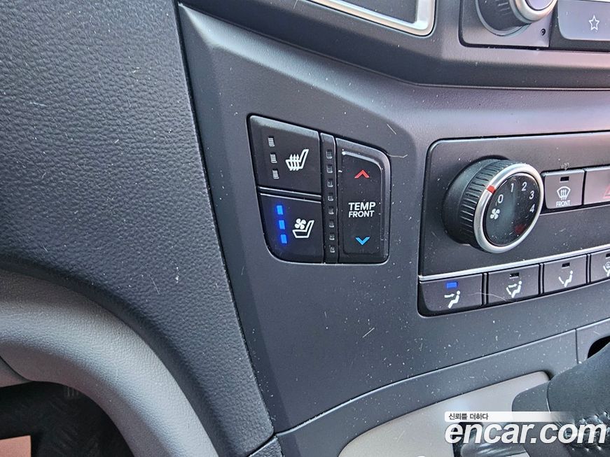 Hyundai Starex 2019
