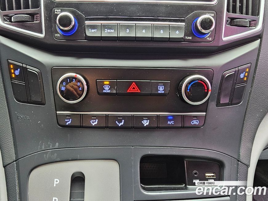 Hyundai Starex 2018