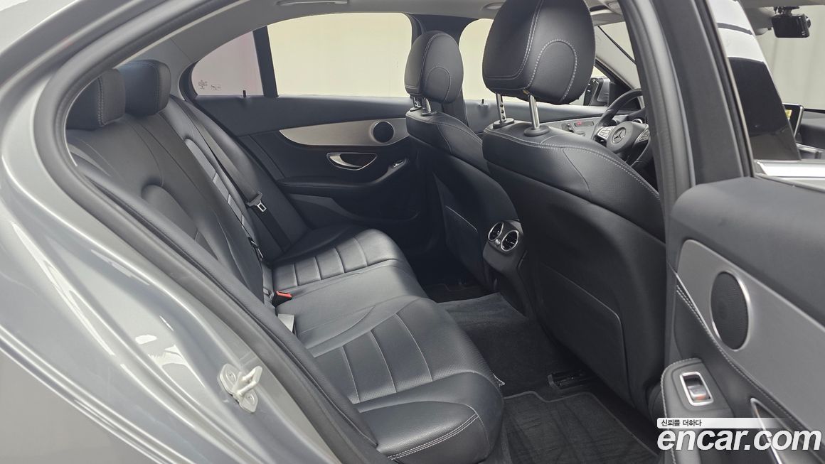 Mercedes-Benz C-Class 2015