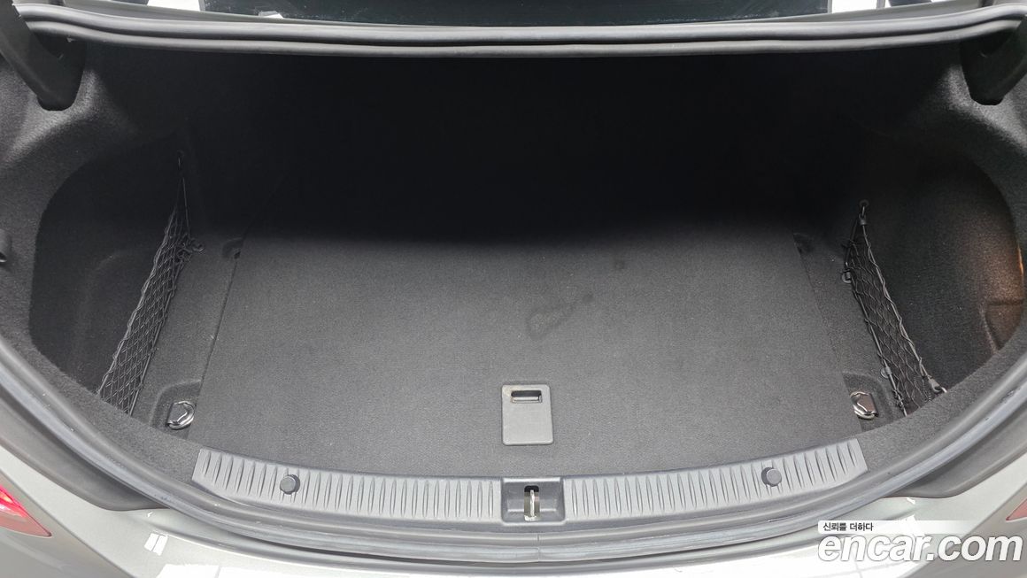 Mercedes-Benz C-Class 2015