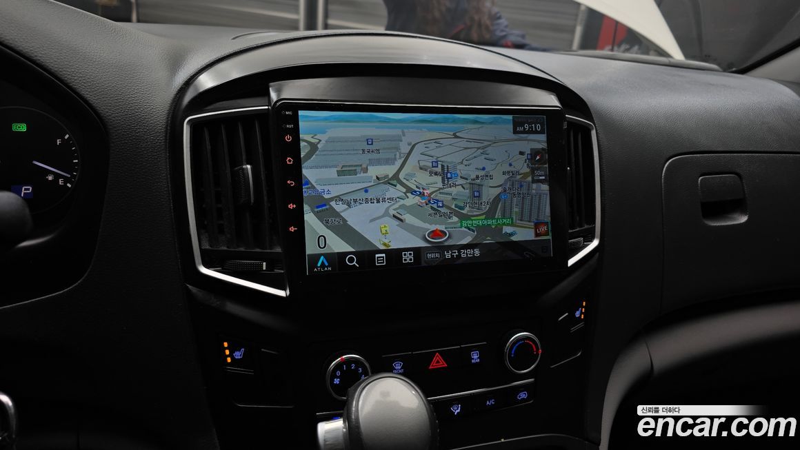 Hyundai Starex 2021