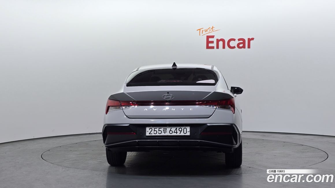 Hyundai AVANTE 2024