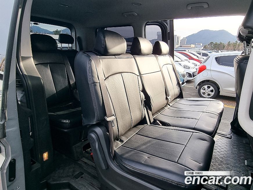 Hyundai Staria 2022