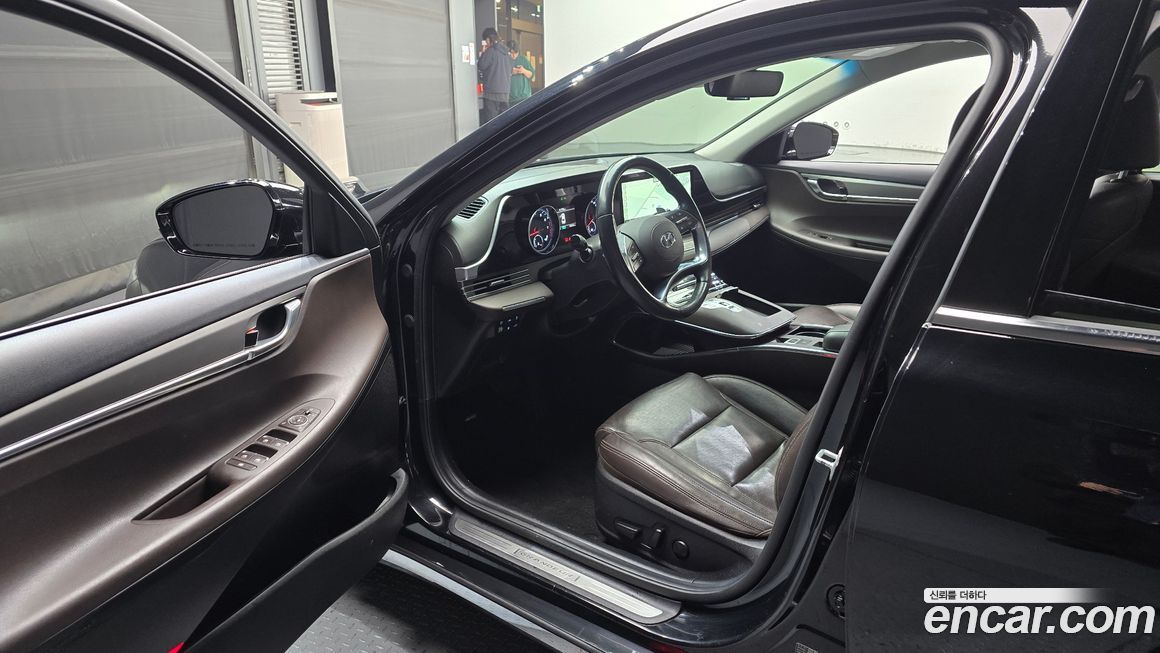 Hyundai Grandeur 2020