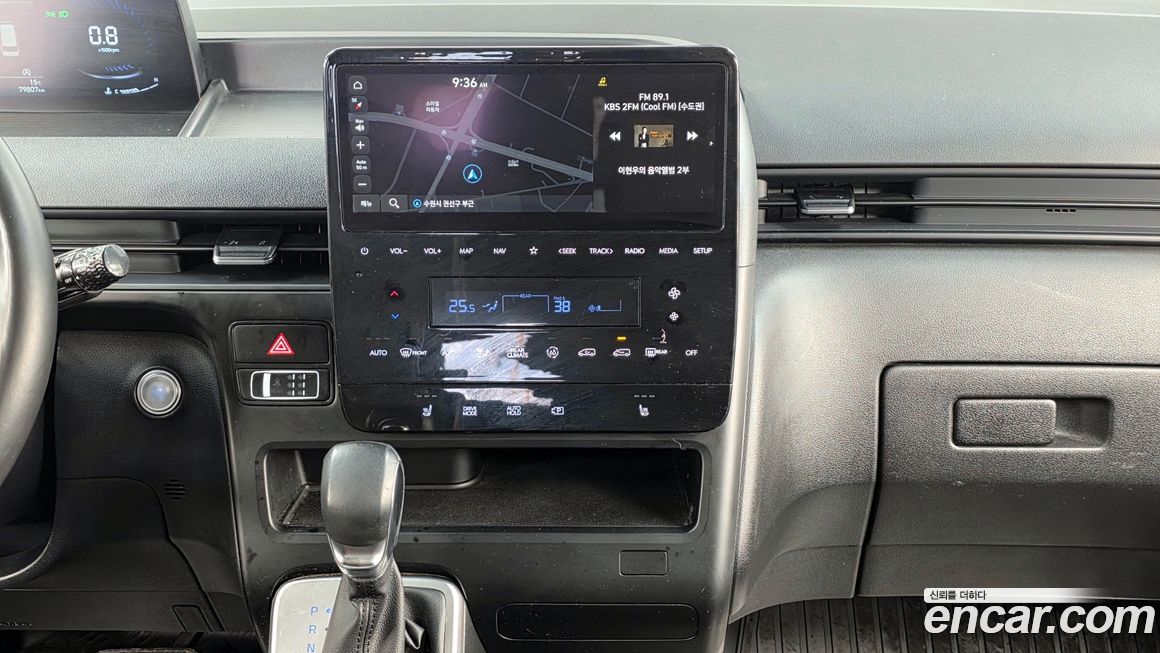 Hyundai Staria 2022