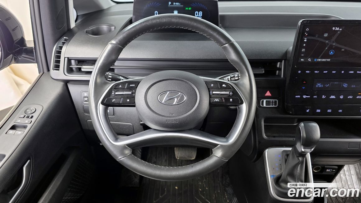 Hyundai Staria 2022
