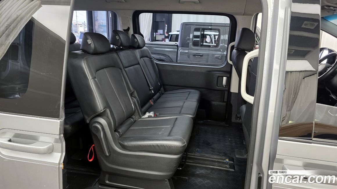 Hyundai Staria 2022