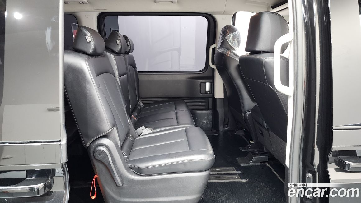 Hyundai Staria 2022