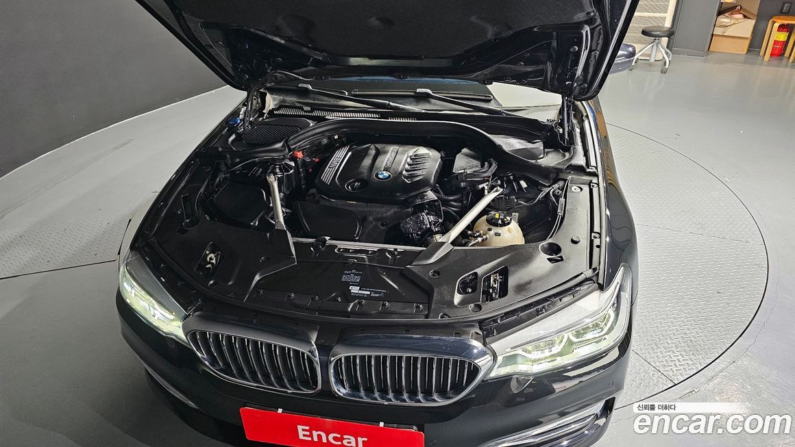 BMW 5-Series 2019