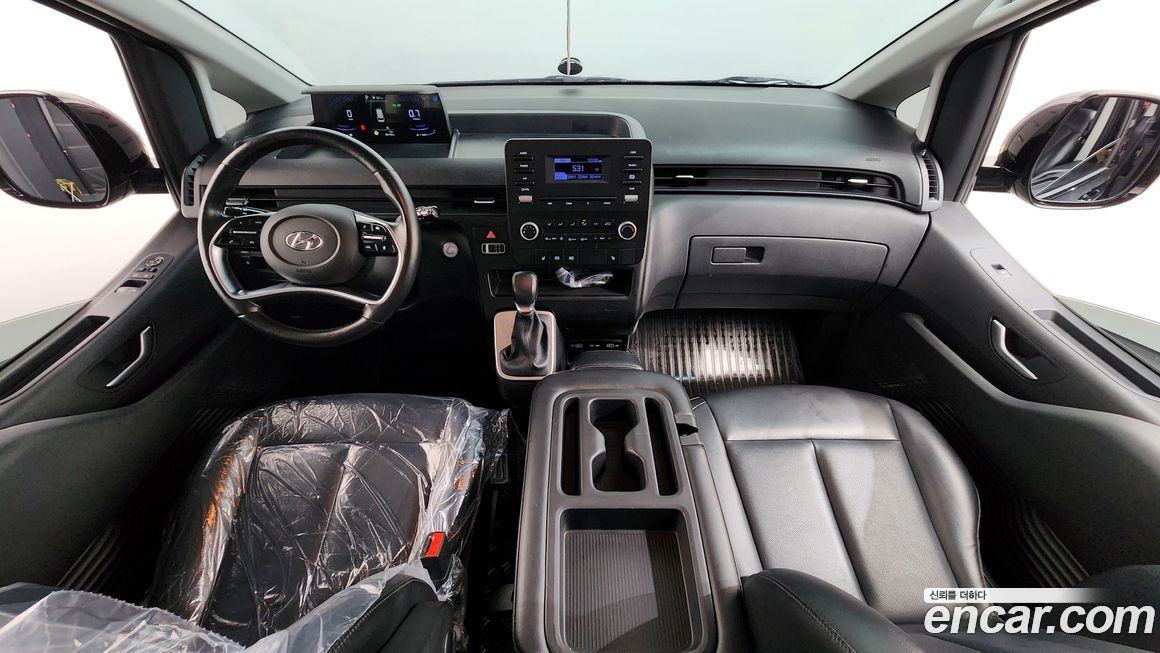 Hyundai Staria 2022