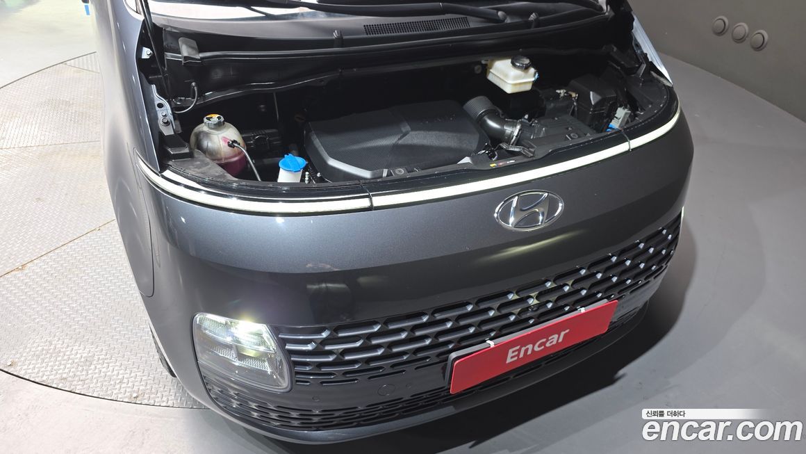 Hyundai Staria 2022