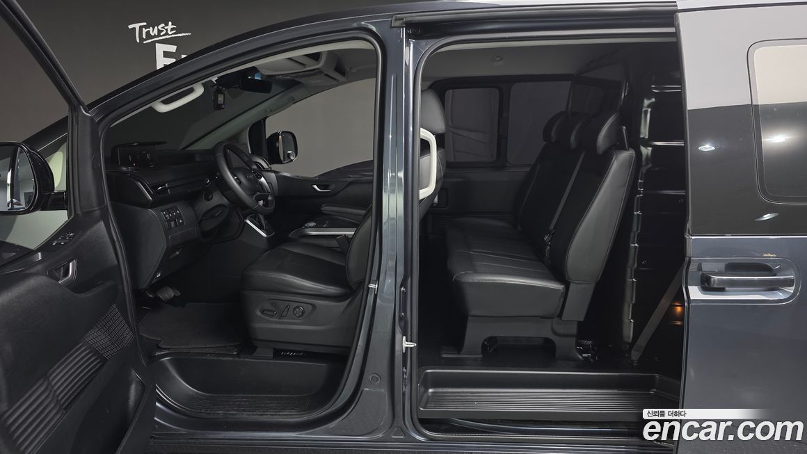 Hyundai Staria 2022