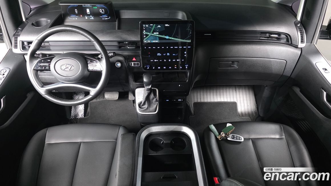 Hyundai Staria 2022