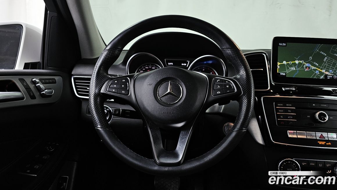 Mercedes-Benz GLE-Class 2018